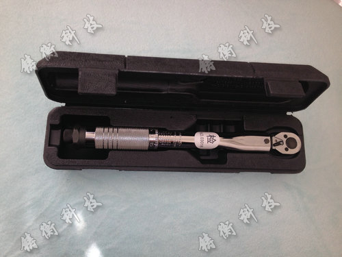 可調(diào)式扭矩扳手