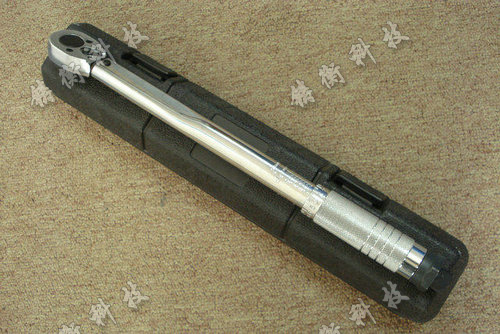 可調(diào)式扭矩扳手圖片