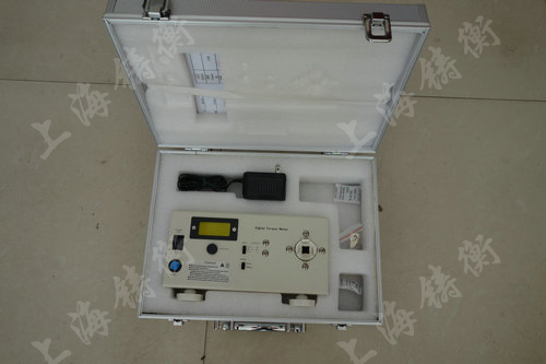  ���Ť���z�y�x