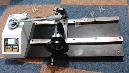 Ť�ذ���У��(zh��n)�x�DƬ